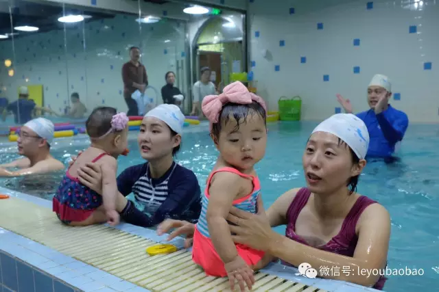 親子游泳,寶寶游泳,嬰兒游泳,樂游寶寶