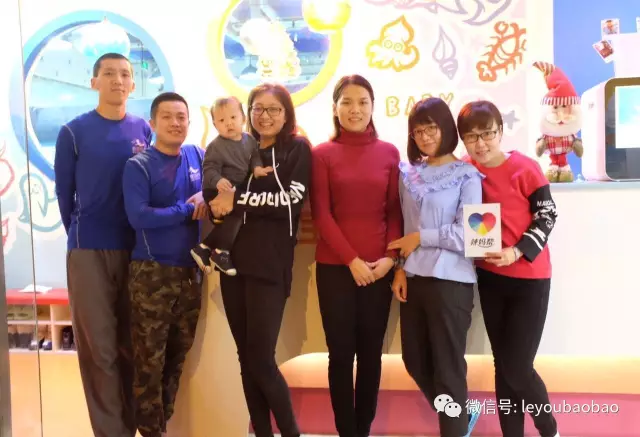 親子游泳,寶寶游泳,嬰兒游泳,樂游寶寶