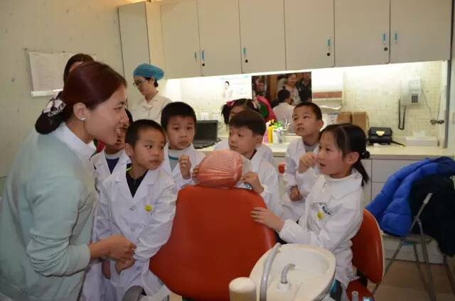 寶寶游泳,嬰兒游泳,親子游泳,樂(lè)游寶寶親子游泳,小孩兒游泳